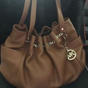 Michael Kors tote. Like new.